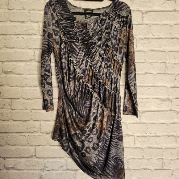 Akiera asymmetrical tunic top size large snake and leopard print - Picture 8 of 10